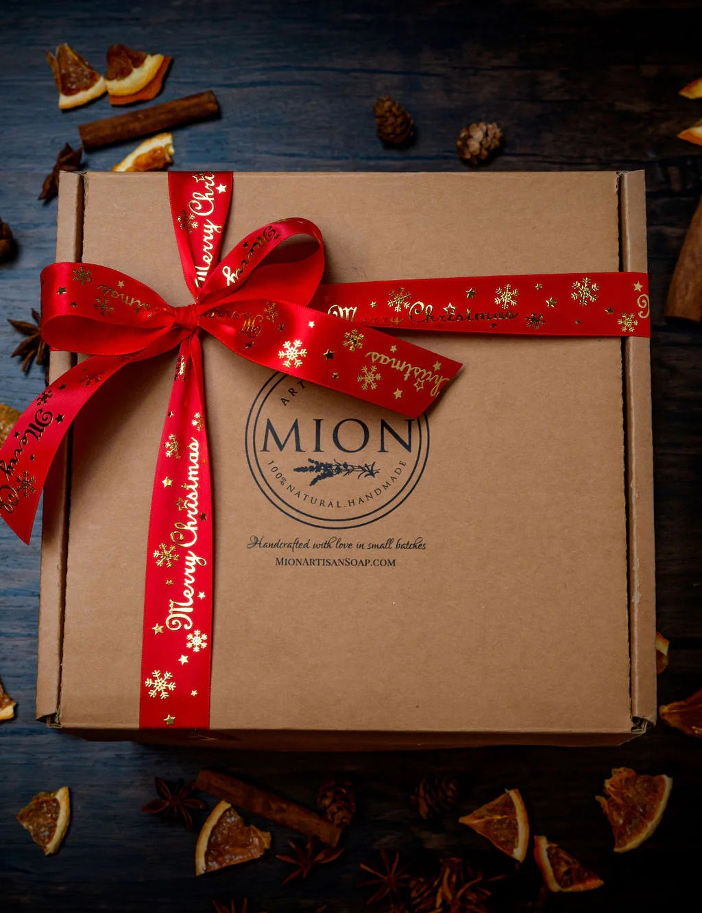 Gifting All Natural: 5 Perfect Sets for Anyone on Your Shopping List