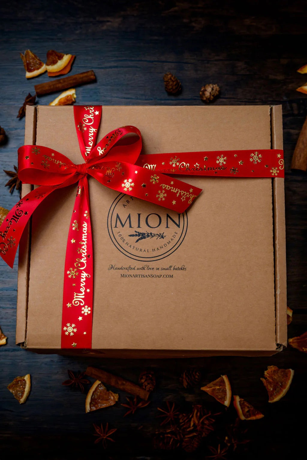 Gifting All Natural: 5 Perfect Sets for Anyone on Your Shopping List