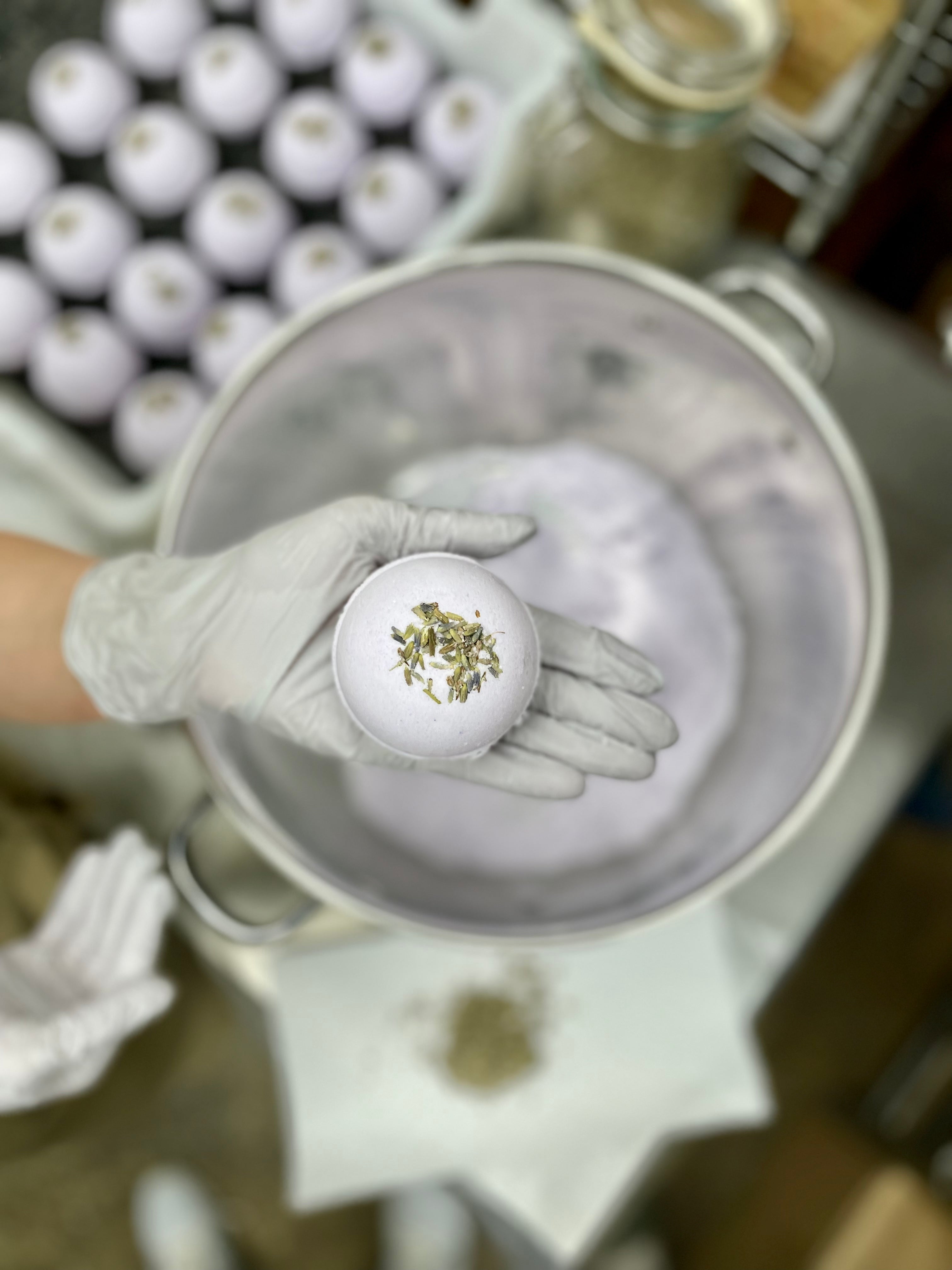 Bath Bomb | Soothing, Moisturizing, Revitalizing