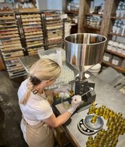 Face Serum | Promotes Collagen Production | Evens Out Skin Tone